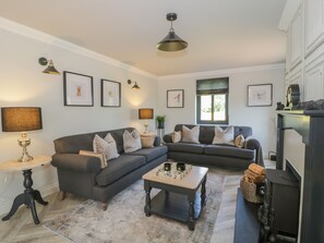 Cottage | Living room