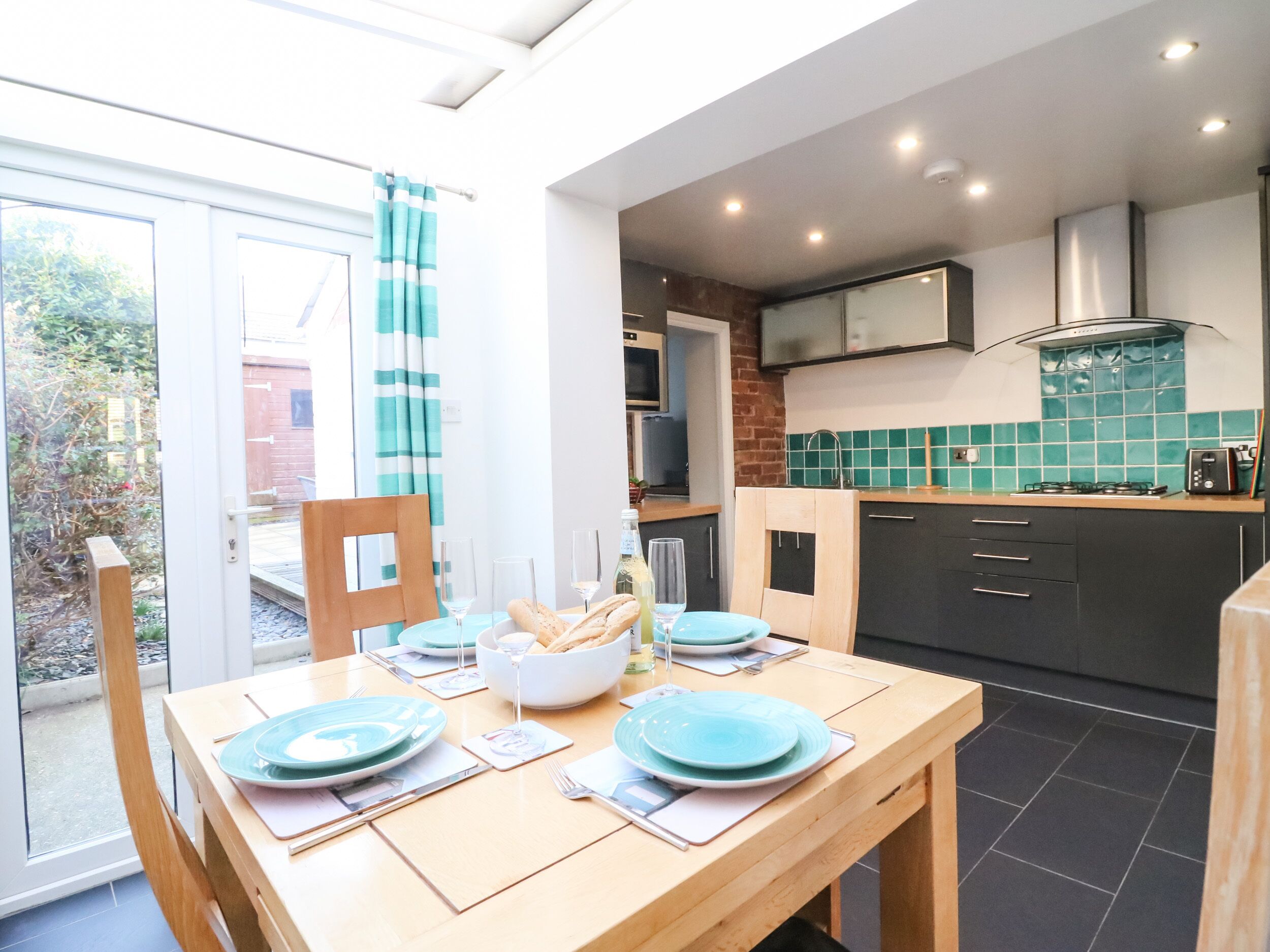 冰箱、洗碗机、厨具/餐具