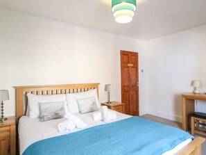 2 bedrooms, individually decorated, individually furnished, free WiFi - South Harbour Cottage (Weymouth)