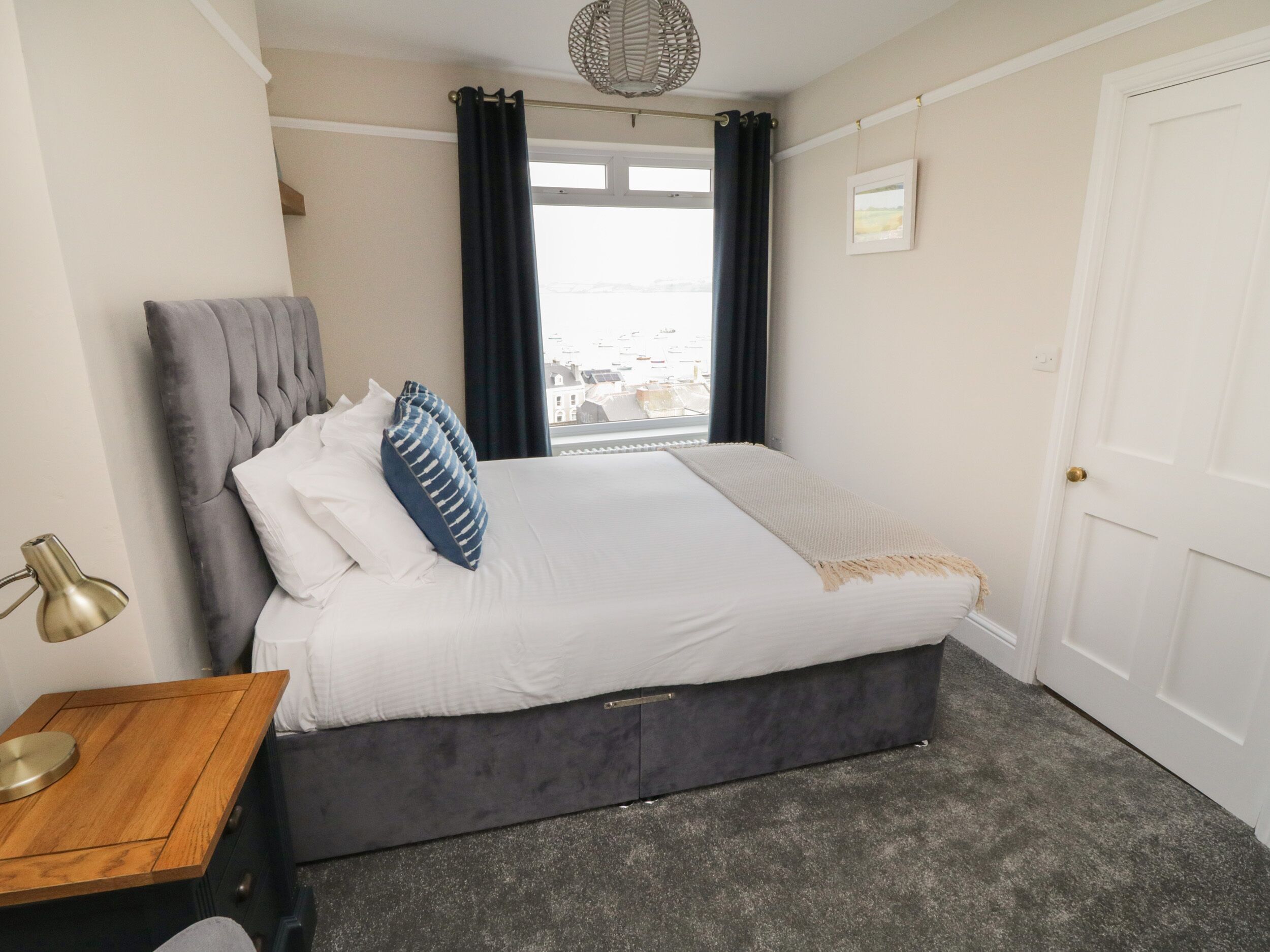 Cottage | 3 bedrooms, individually decorated, individually furnished