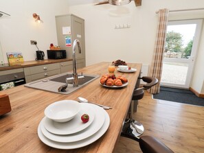 Cottage | Dining - Crabtree Cottage (Scarborough)