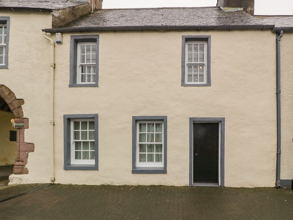 Exterior - The Pend (Newton Stewart)