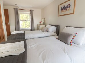 Casa de campo | Decoración personalizada, muebles diferentes y wifi gratis