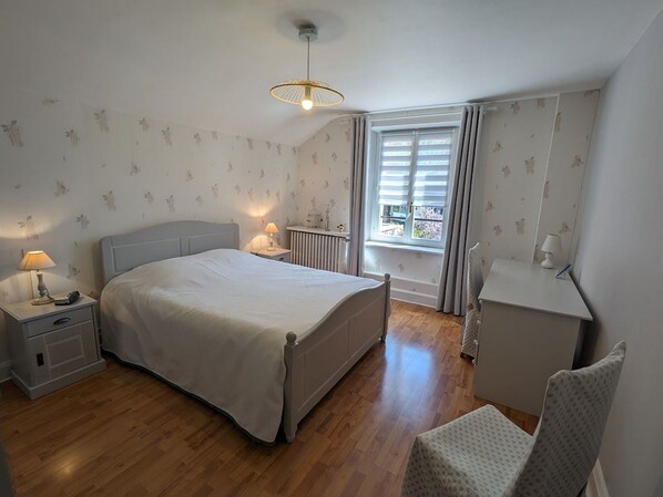 1 habitación, wifi gratis y ropa de cama 