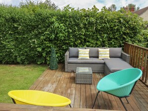 Cottage | Balcony - Spring Cottage (Duns)