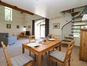 Cottage | Interior