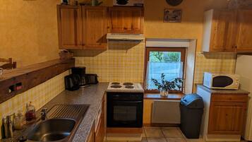 Réfrigérateur, micro-ondes, four, lave-vaisselle