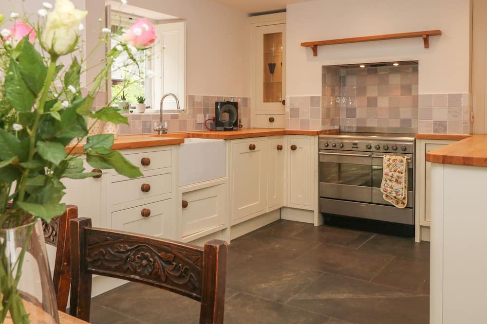 Limers Cottage - Harpur Hill