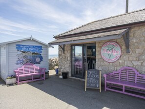 Cottage | Interior - Bryn Peris (Moelfre)