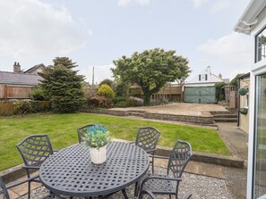Cottage | Outdoor dining - Bryn Peris (Moelfre)