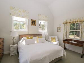 Cottage | Interior