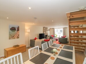Cottage | Living room