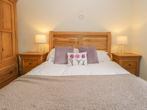 2 habitaciones, decoración personalizada y muebles diferentes 