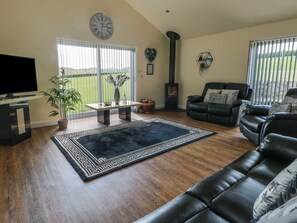 Cottage | Living area