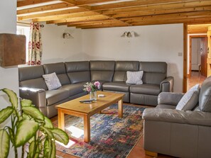 Living room - Conquer Hall (Montgomery)