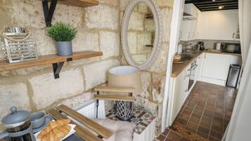 Cottage | Interior