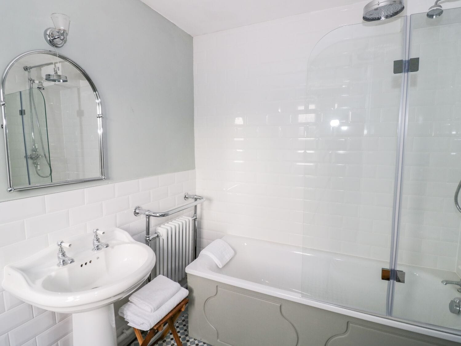 Cottage | Phòng tắm | Buồng tắm vòi sen 