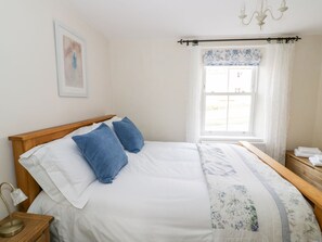 3 bedrooms, individually decorated, individually furnished, free WiFi - Victoria Cottage (Chipping Norton)