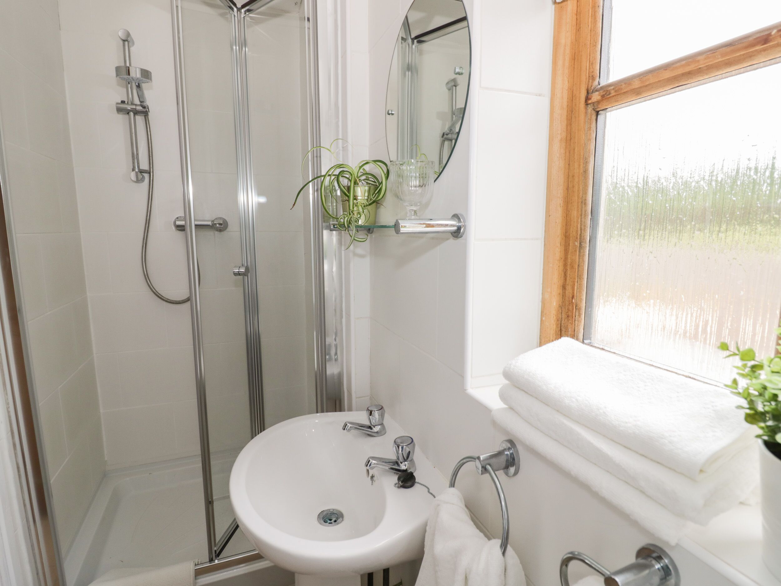 Cottage | Bathroom | Shower