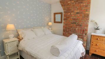 1 chambre, décoration personnalisée, ameublement personnalisé