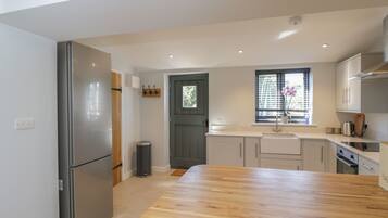 Cottage | Interior