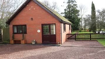 Cottage | Front of property