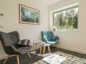 Cottage | Interior - Na Clamhanan (Forres)