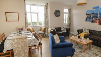 Ferienhaus | Wohnzimmer | Fernseher