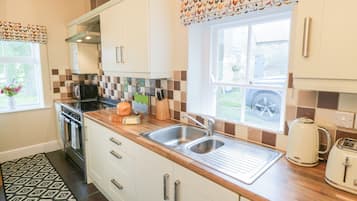 Ferienhaus | Eigene Küche | Kühlschrank, Geschirrspüler, Wasserkocher, Toaster
