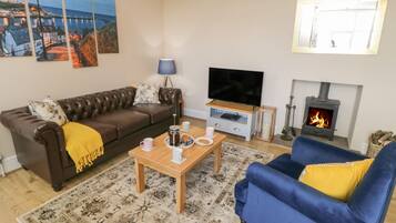 Cottage | Interior