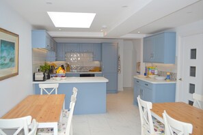 Cottage | Private kitchen - One Dolfor (Pwllheli)