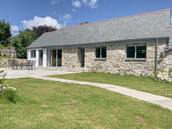Cottage | Front of property - The Corn Store (St Austell)