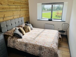 Cottage | 2 bedrooms, individually decorated, individually furnished, free WiFi - The Corn Store (St Austell)