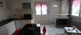 Modern Gîte with Easy Access to Local Attractions & Amenities