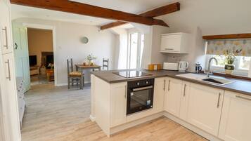 코티지 | 전용 주방 | 냉장고, 식기 세척기, 전기 주전자, 토스터