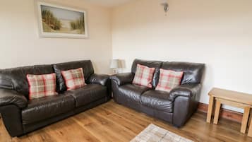 Cottage | Living room