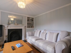 Cottage | Living room