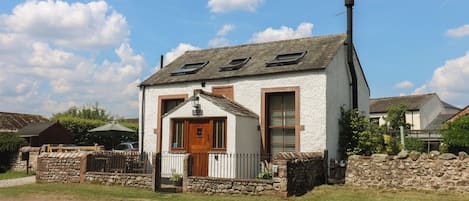 Cottage | Façade de l’hébergement