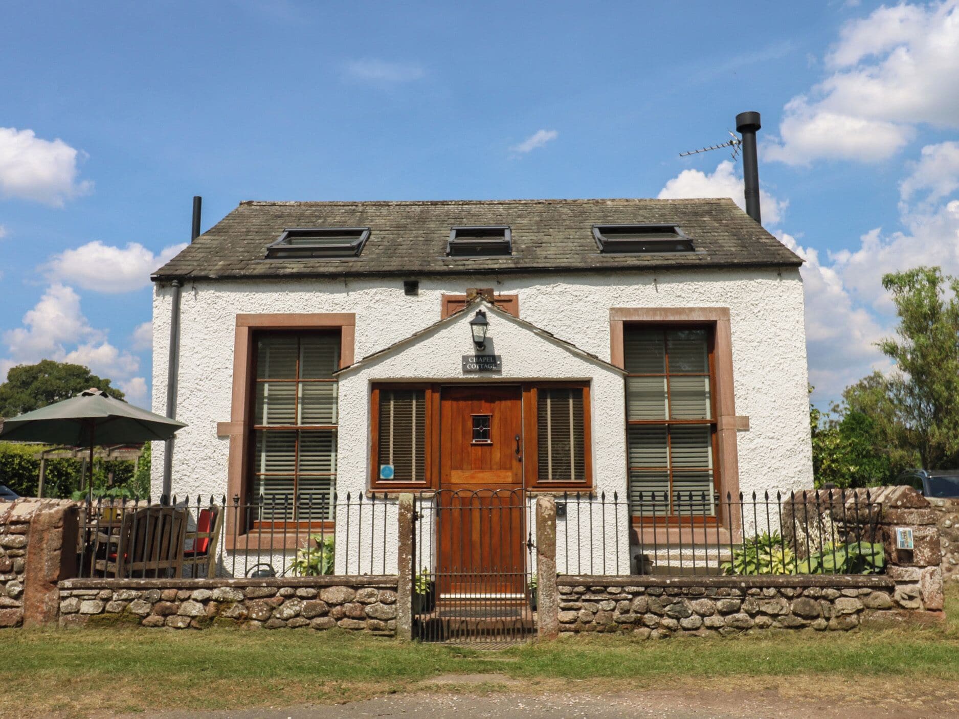 Cottage | Interior
