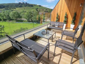 Cottage | Balcony