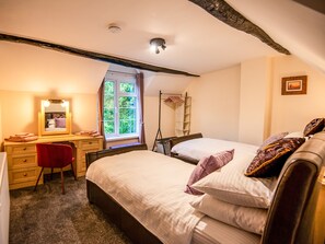 Cottage | 3 bedrooms, individually decorated, individually furnished, free WiFi - Eleri Cottage (Malvern)