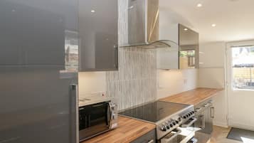 Cottage | Interior