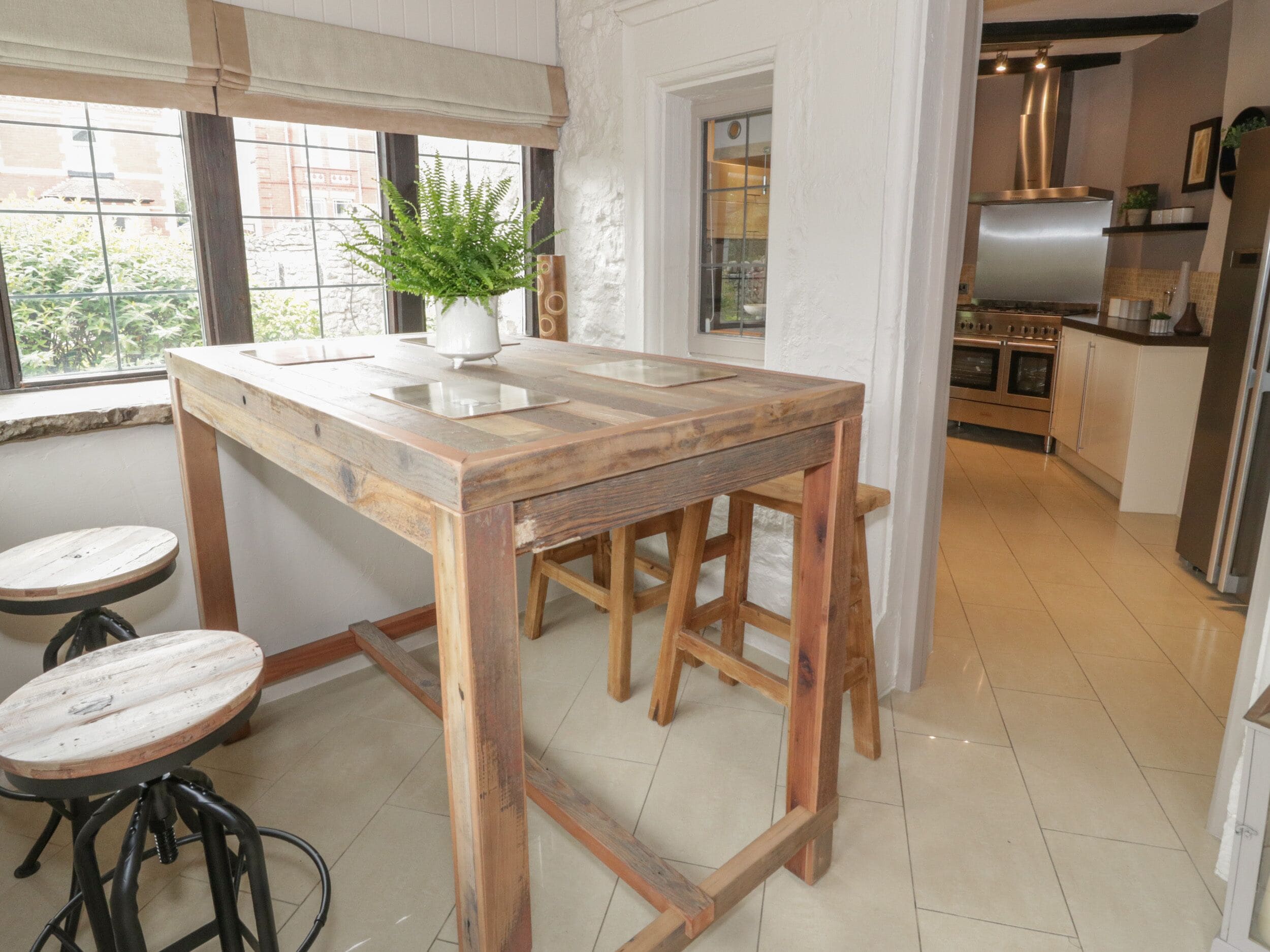 平房 | 私人廚房 | 雪櫃、電熱水壺、多士爐、廚房用具/餐具/器皿