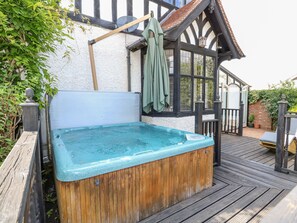 Cottage | Spa - The Chestnuts (Peterborough)