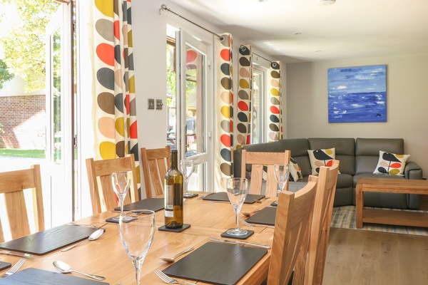 Cottage | Interior