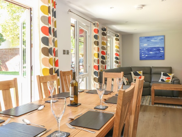 Cottage | Interior - 32 Trevithick (Hayle)