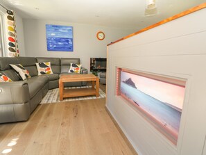 Cottage | Interior - 32 Trevithick (Hayle)