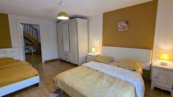 4 bedrooms, free WiFi