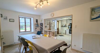 Charming Independent Cottage with Modern Amenities, Near Gérardmer Lakes and Ski Resort