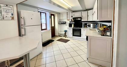 Charming Independent Cottage with Modern Amenities, Near Gérardmer Lakes and Ski Resort